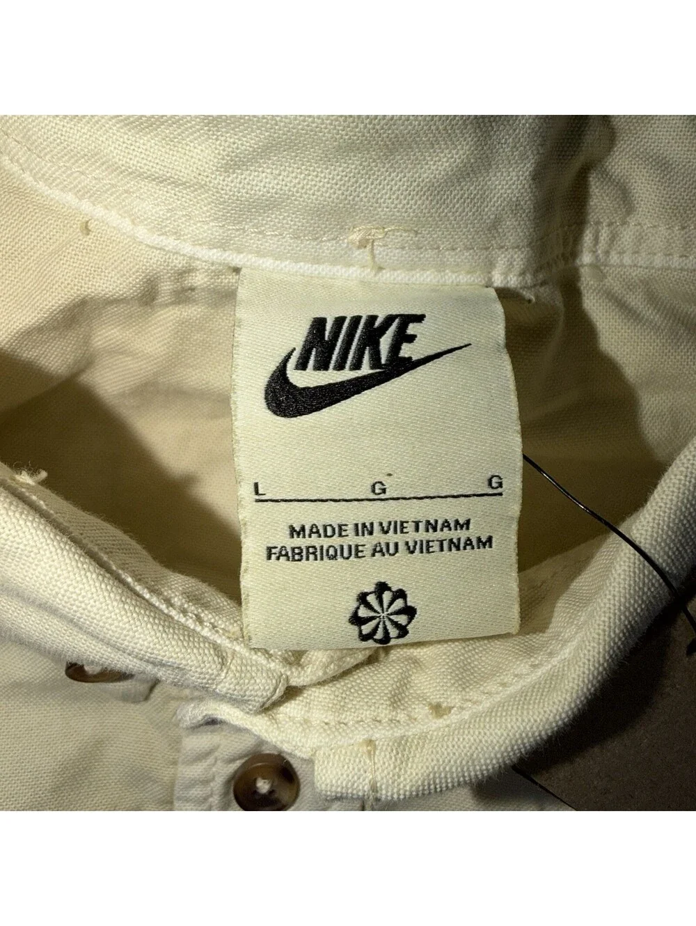 HJ7270-234 Nike Life Men's Chambray Oxford Button Down Shirt Light Khaki Size L